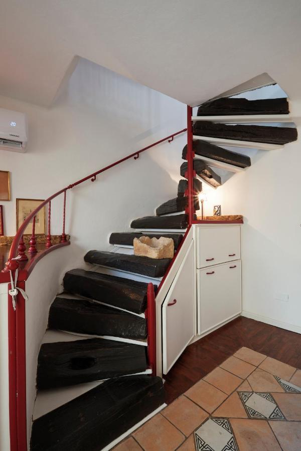 Апартаменты Upstairs - Skylight Лечче Экстерьер фото